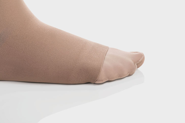 Mynd Juzo sárasokkar